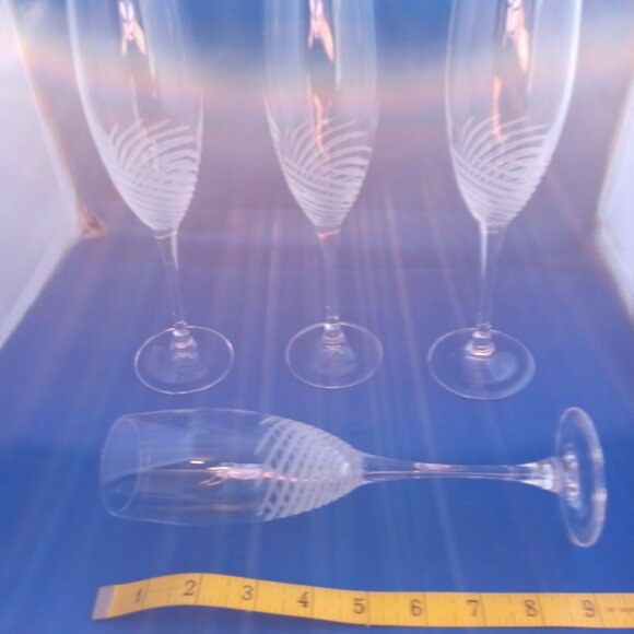 Vintage set of 4 crystal champagne flute glasses etched swirl design - Picture 6 of 6